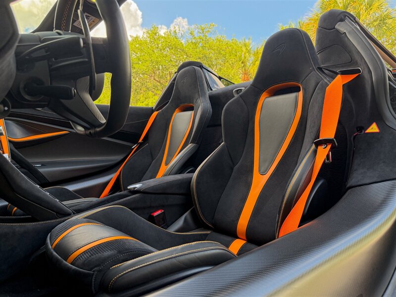 2022 McLaren 720S Spider Performance - Photo 25 - Bonita Springs, FL 34134