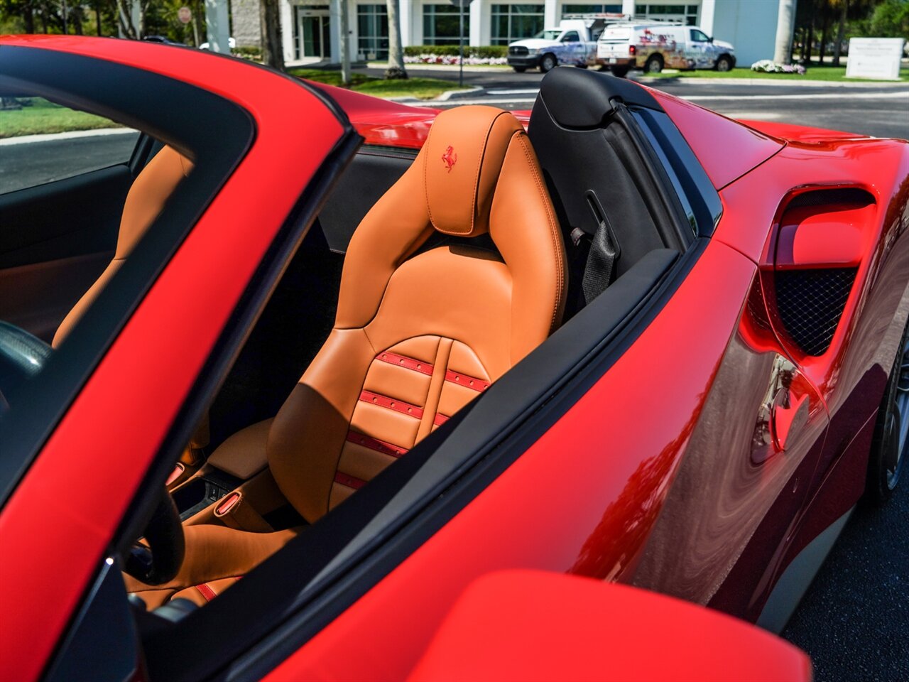 2017 Ferrari 488 Spider   - Photo 8 - Bonita Springs, FL 34134