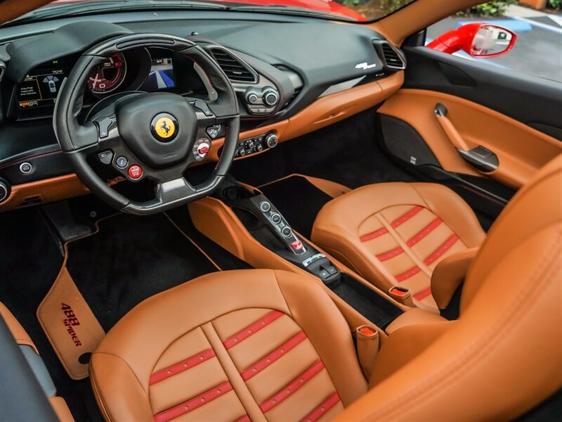 2017 Ferrari 488 Spider   - Photo 2 - Bonita Springs, FL 34134