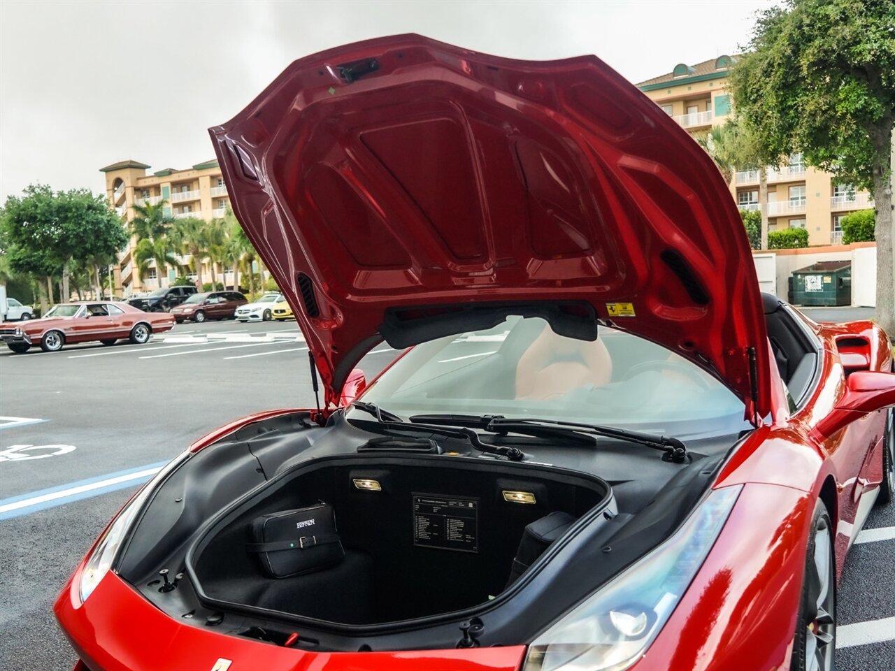 2017 Ferrari 488 Spider   - Photo 27 - Bonita Springs, FL 34134