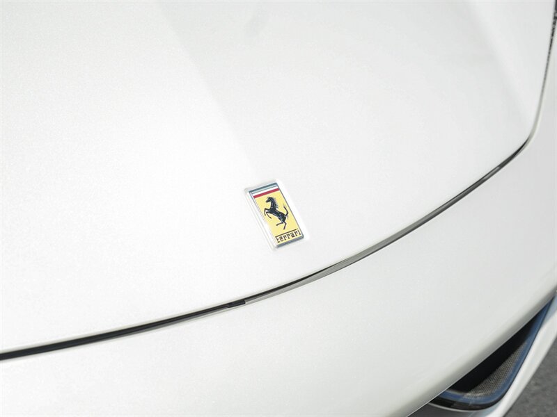 2014 Ferrari 458 Spider - Photo 8 - Bonita Springs, FL 34134