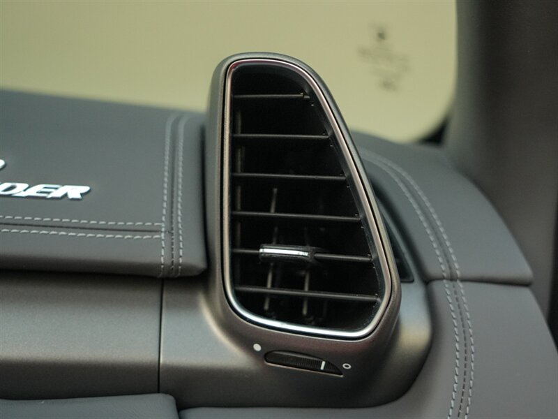 2014 Ferrari 458 Spider - Photo 45 - Bonita Springs, FL 34134