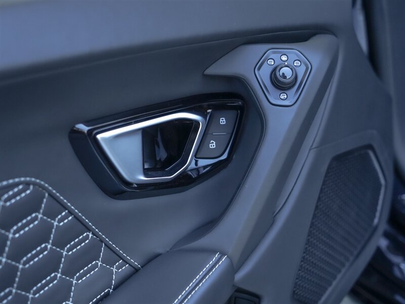 2017 Lamborghini Huracan LP 610-4 Spyder - Photo 20 - Bonita Springs, FL 34134