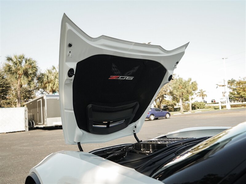 2019 Chevrolet Corvette Z06 w/Z07 - Photo 44 - Bonita Springs, FL 34134