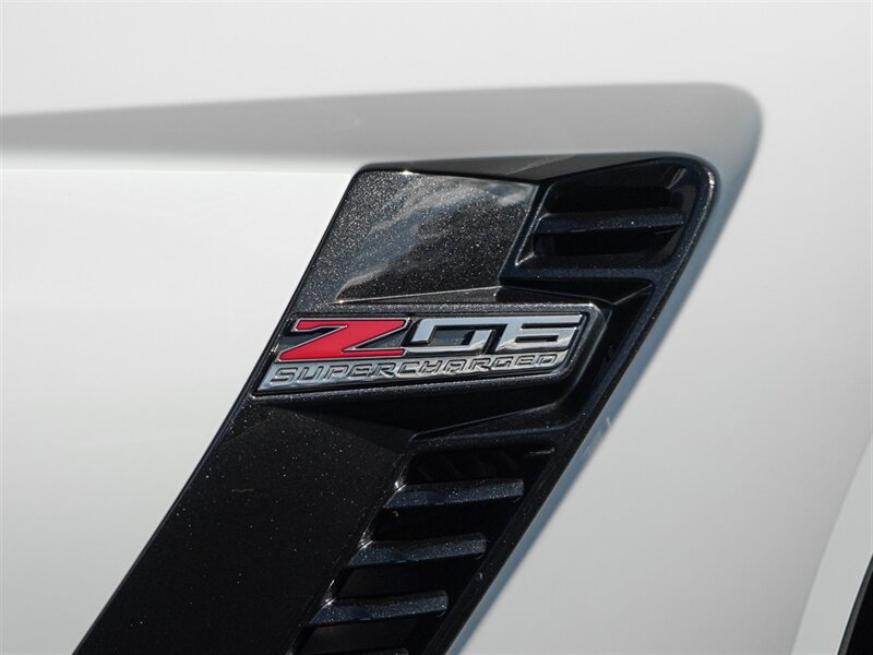 2019 Chevrolet Corvette Z06 w/Z07 - Photo 73 - Bonita Springs, FL 34134
