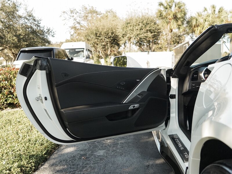 2019 Chevrolet Corvette Z06 w/Z07 - Photo 28 - Bonita Springs, FL 34134