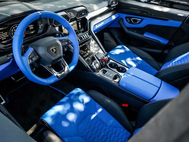 2022 Lamborghini Urus   - Photo 2 - Bonita Springs, FL 34134