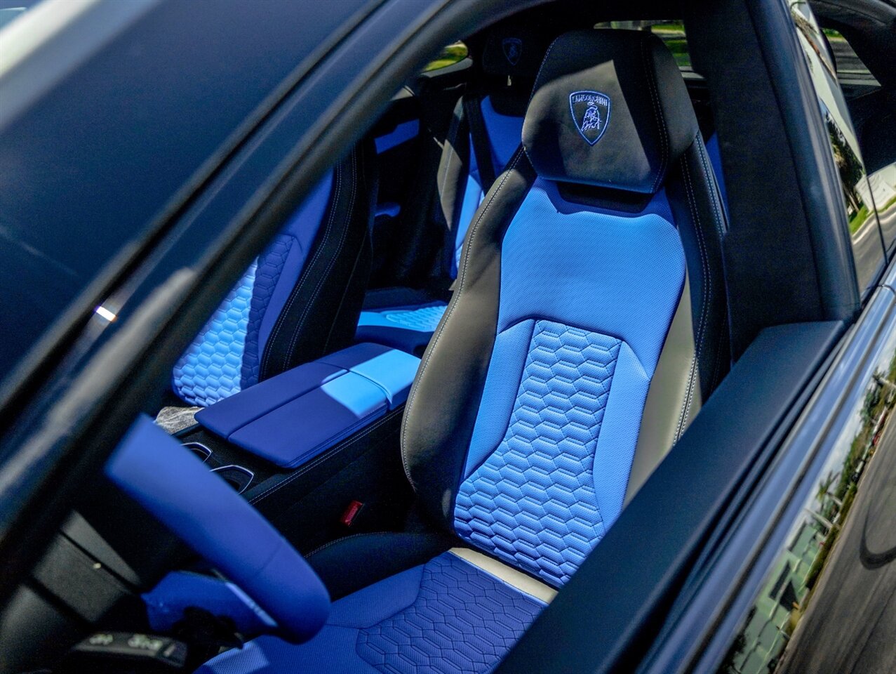 2022 Lamborghini Urus   - Photo 8 - Bonita Springs, FL 34134