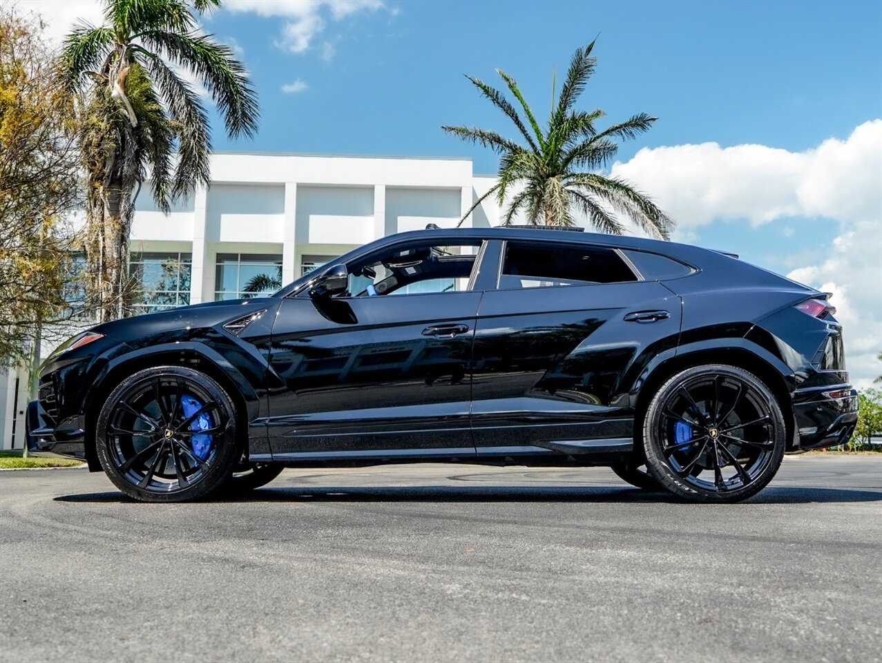 2022 Lamborghini Urus   - Photo 36 - Bonita Springs, FL 34134