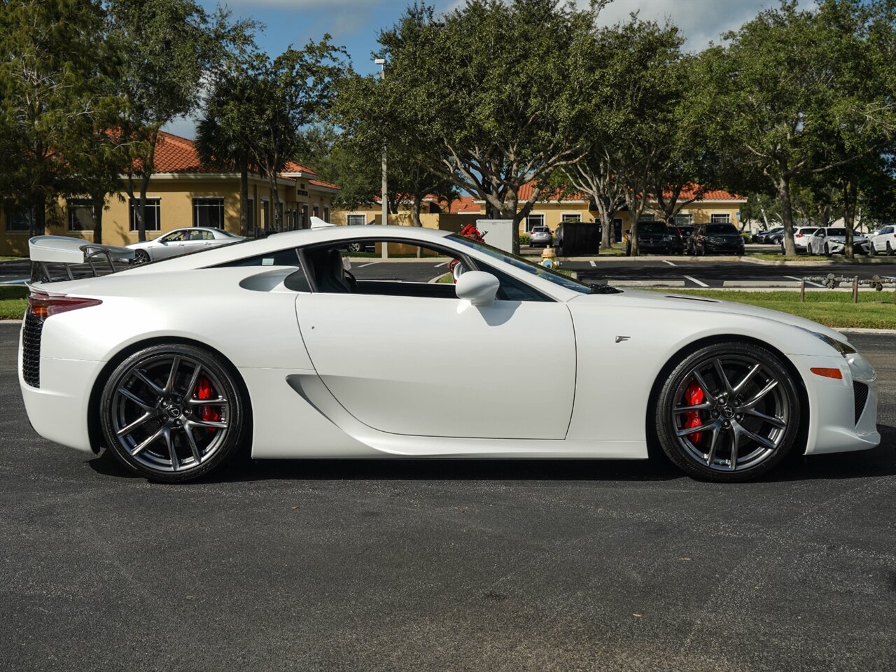 2012 Lexus LFA   - Photo 16 - Bonita Springs, FL 34134