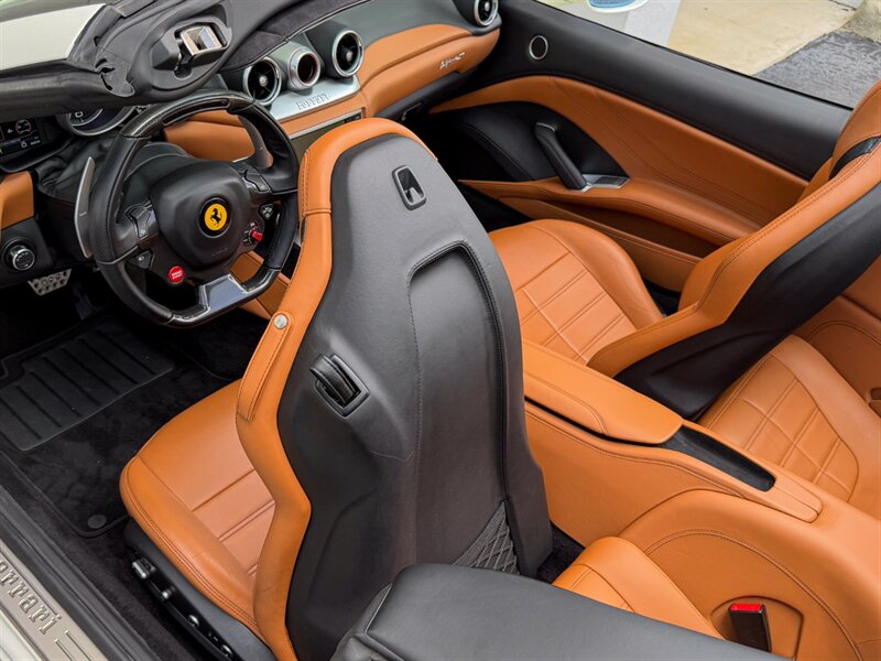 2017 Ferrari California T - Photo 24 - Bonita Springs, FL 34134