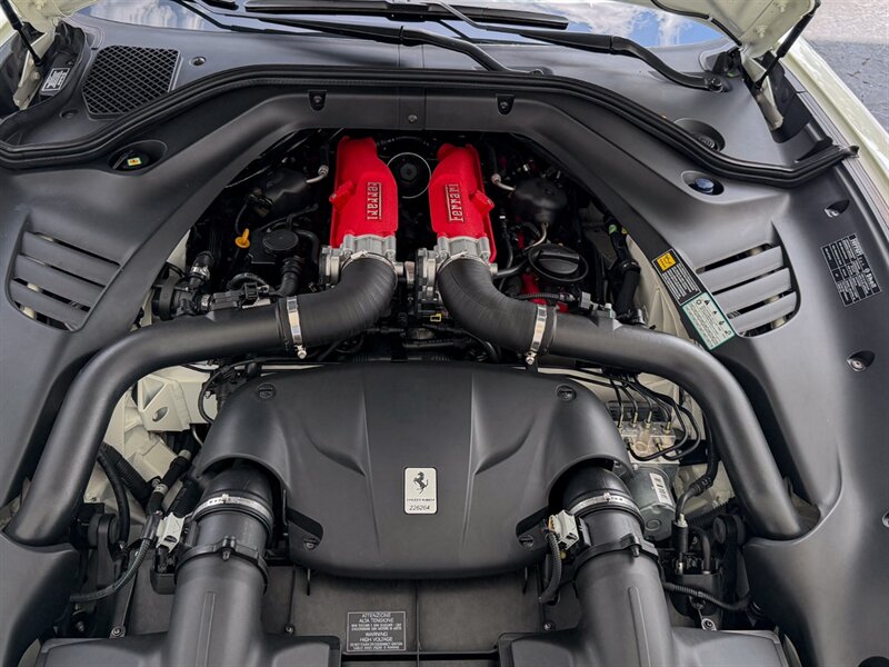2017 Ferrari California T - Photo 39 - Bonita Springs, FL 34134