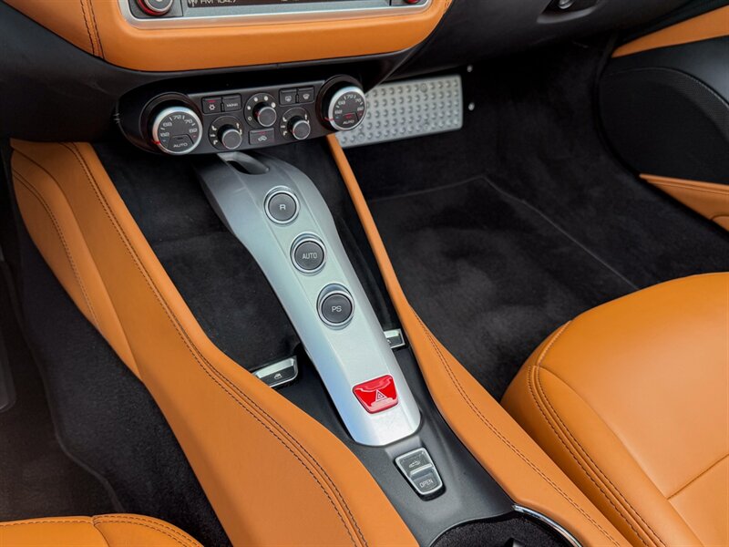 2017 Ferrari California T - Photo 18 - Bonita Springs, FL 34134