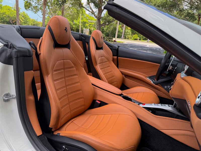 2017 Ferrari California T - Photo 33 - Bonita Springs, FL 34134