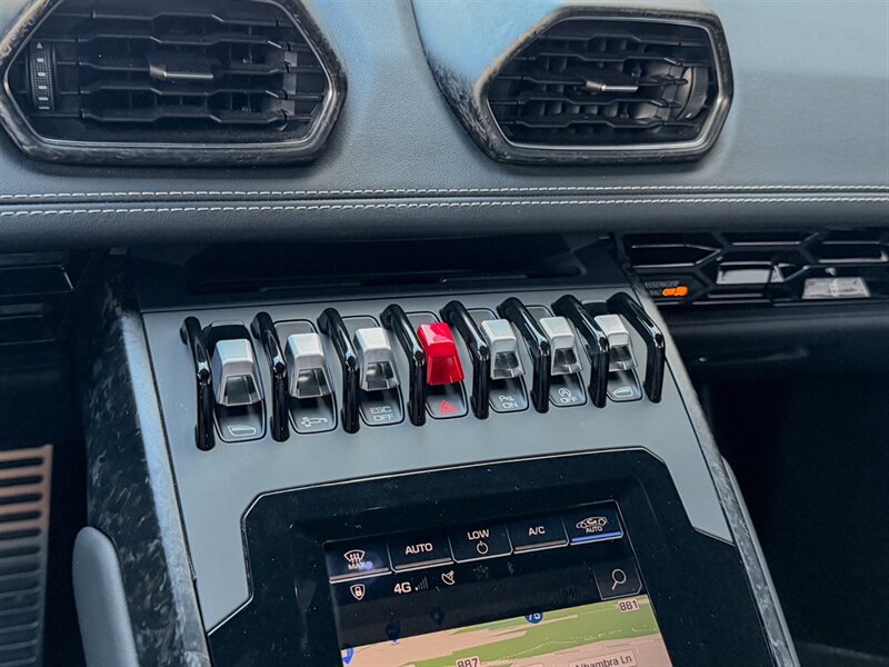 2021 Lamborghini Huracan EVO   - Photo 17 - Bonita Springs, FL 34134
