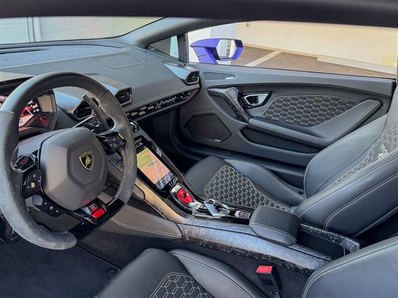 2021 Lamborghini Huracan EVO   - Photo 14 - Bonita Springs, FL 34134