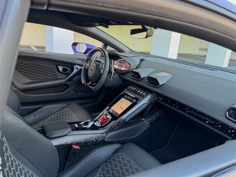 2021 Lamborghini Huracan EVO   - Photo 31 - Bonita Springs, FL 34134