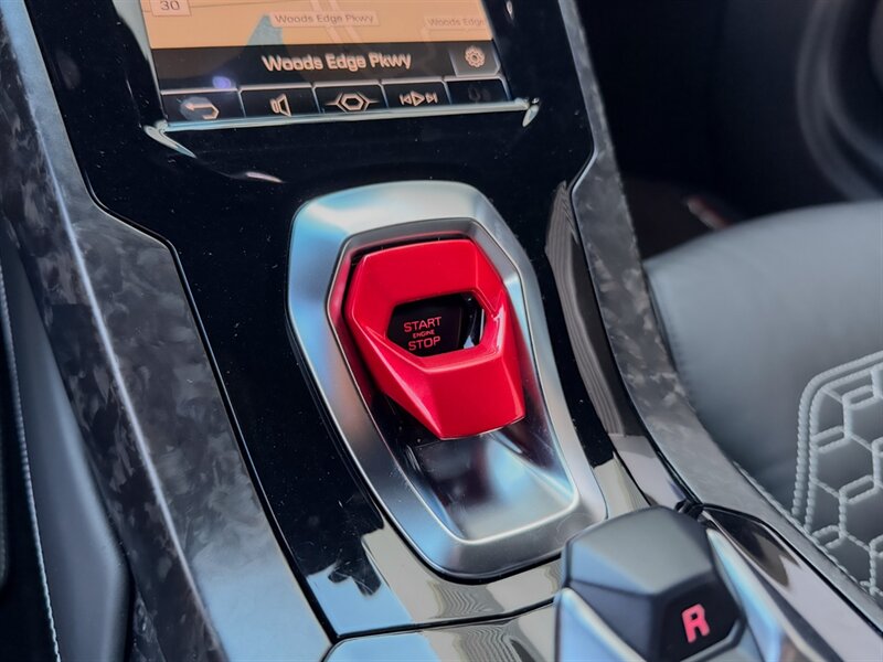 2021 Lamborghini Huracan EVO   - Photo 20 - Bonita Springs, FL 34134