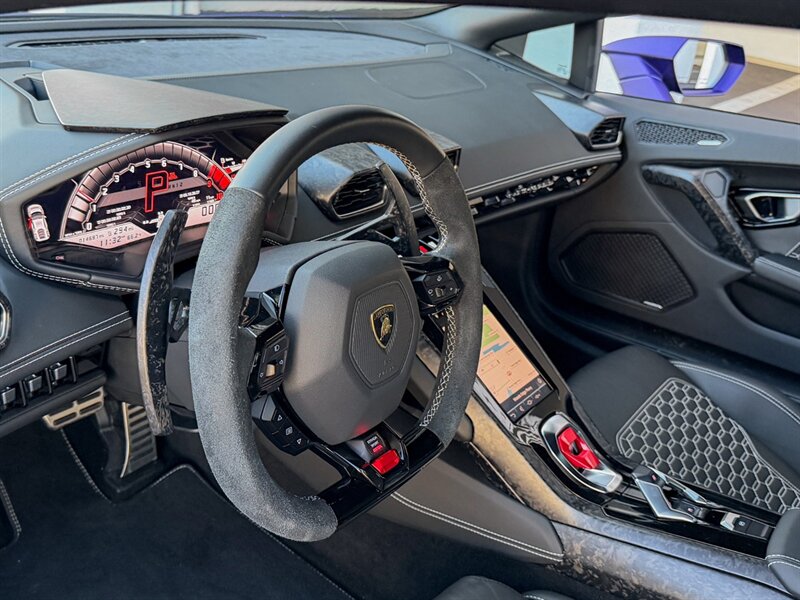 2021 Lamborghini Huracan EVO   - Photo 32 - Bonita Springs, FL 34134