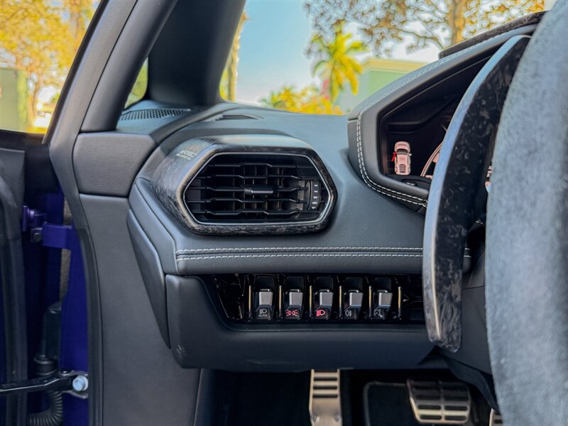 2021 Lamborghini Huracan EVO   - Photo 23 - Bonita Springs, FL 34134