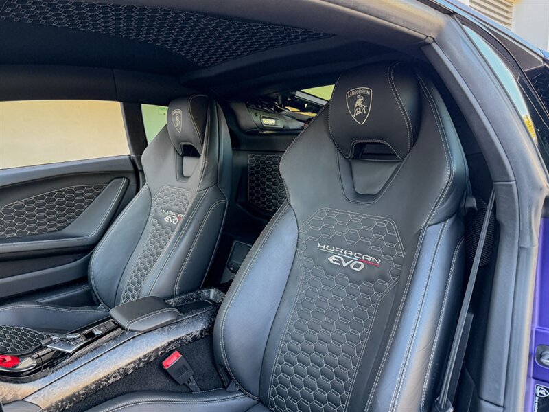 2021 Lamborghini Huracan EVO   - Photo 26 - Bonita Springs, FL 34134