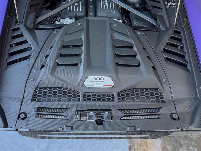 2021 Lamborghini Huracan EVO   - Photo 43 - Bonita Springs, FL 34134