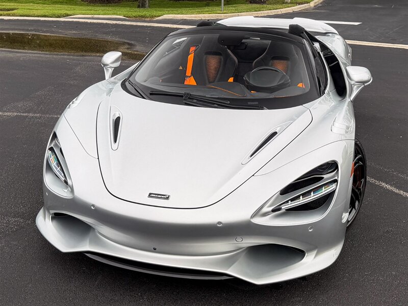2024 McLaren 750S Spider - Photo 9 - Bonita Springs, FL 34134