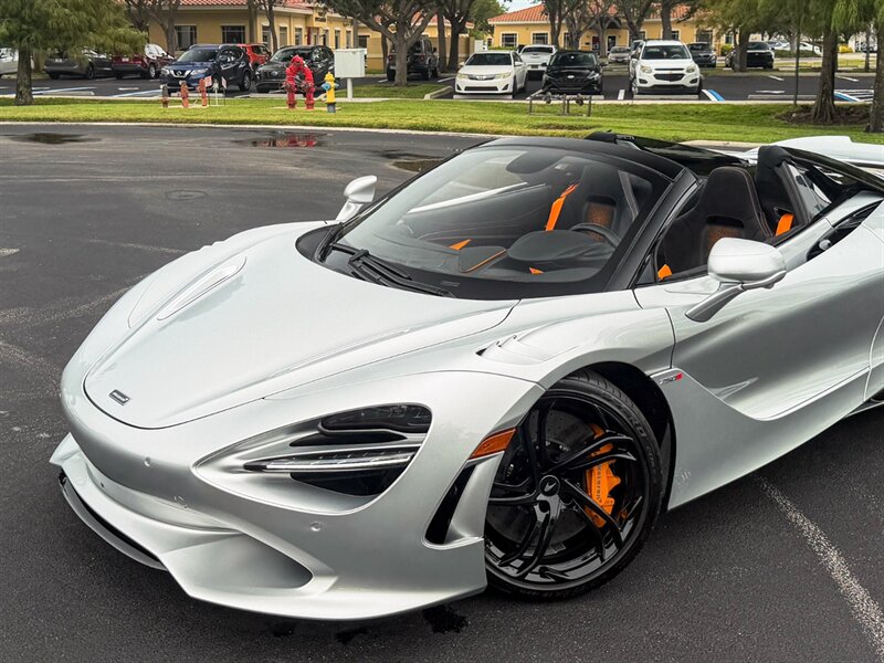 2024 McLaren 750S Spider - Photo 11 - Bonita Springs, FL 34134