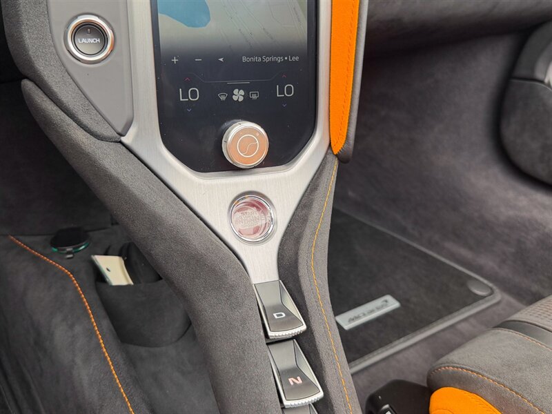 2024 McLaren 750S Spider - Photo 18 - Bonita Springs, FL 34134
