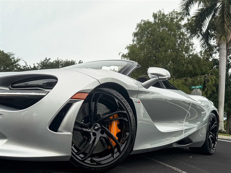2024 McLaren 750S Spider - Photo 13 - Bonita Springs, FL 34134