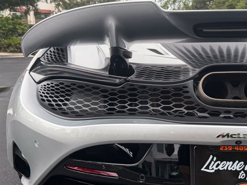 2024 McLaren 750S Spider - Photo 45 - Bonita Springs, FL 34134
