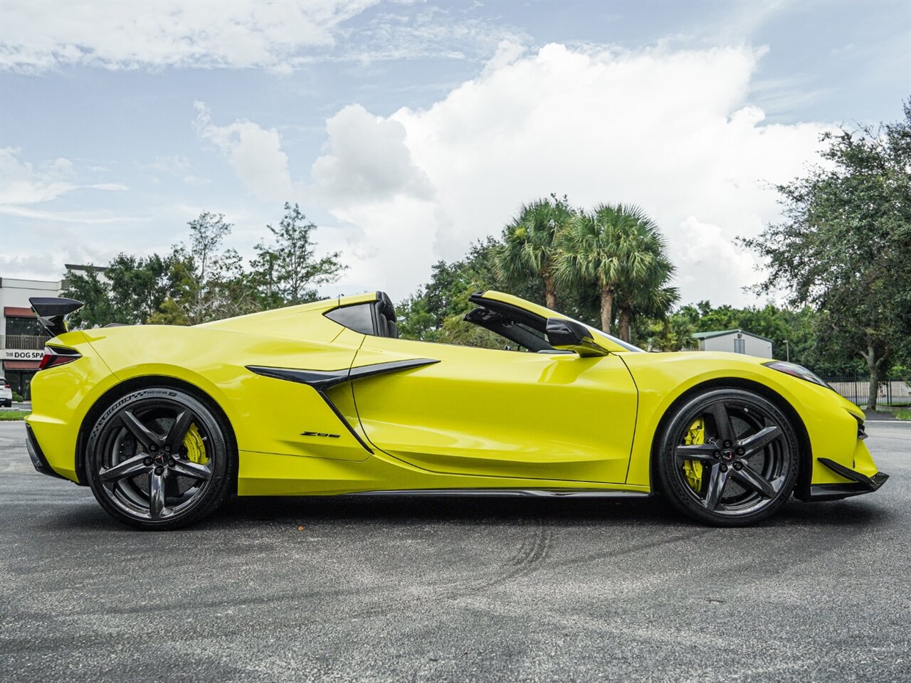 2023 Chevrolet Corvette Z06   - Photo 56 - Bonita Springs, FL 34134