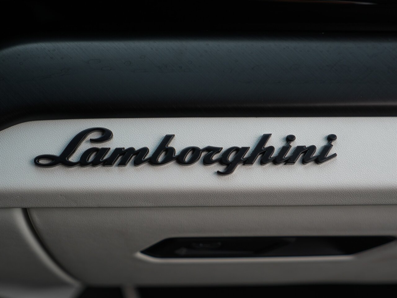 2024 Lamborghini Urus S   - Photo 53 - Bonita Springs, FL 34134