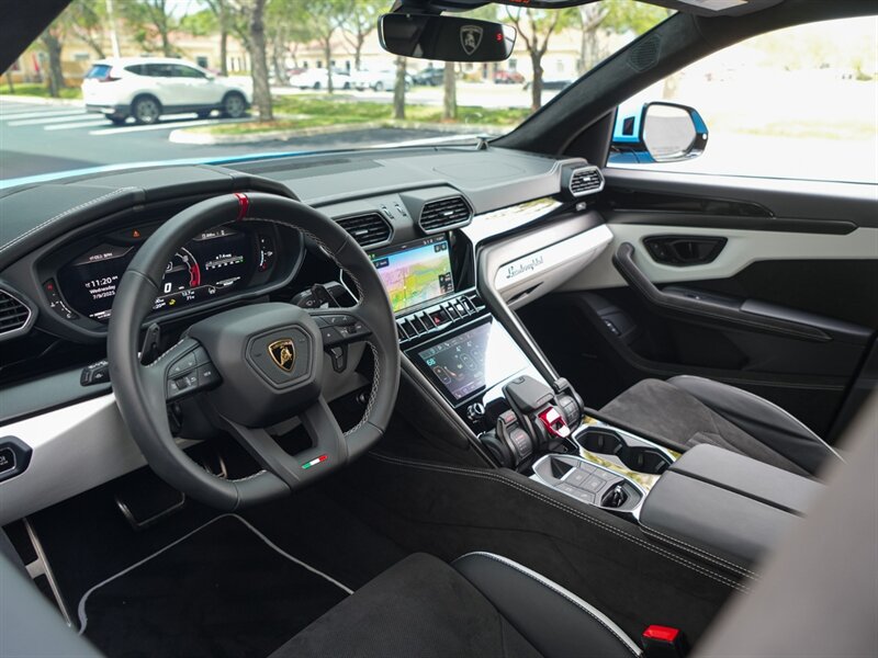 2024 Lamborghini Urus S - Photo 2 - Bonita Springs, FL 34134