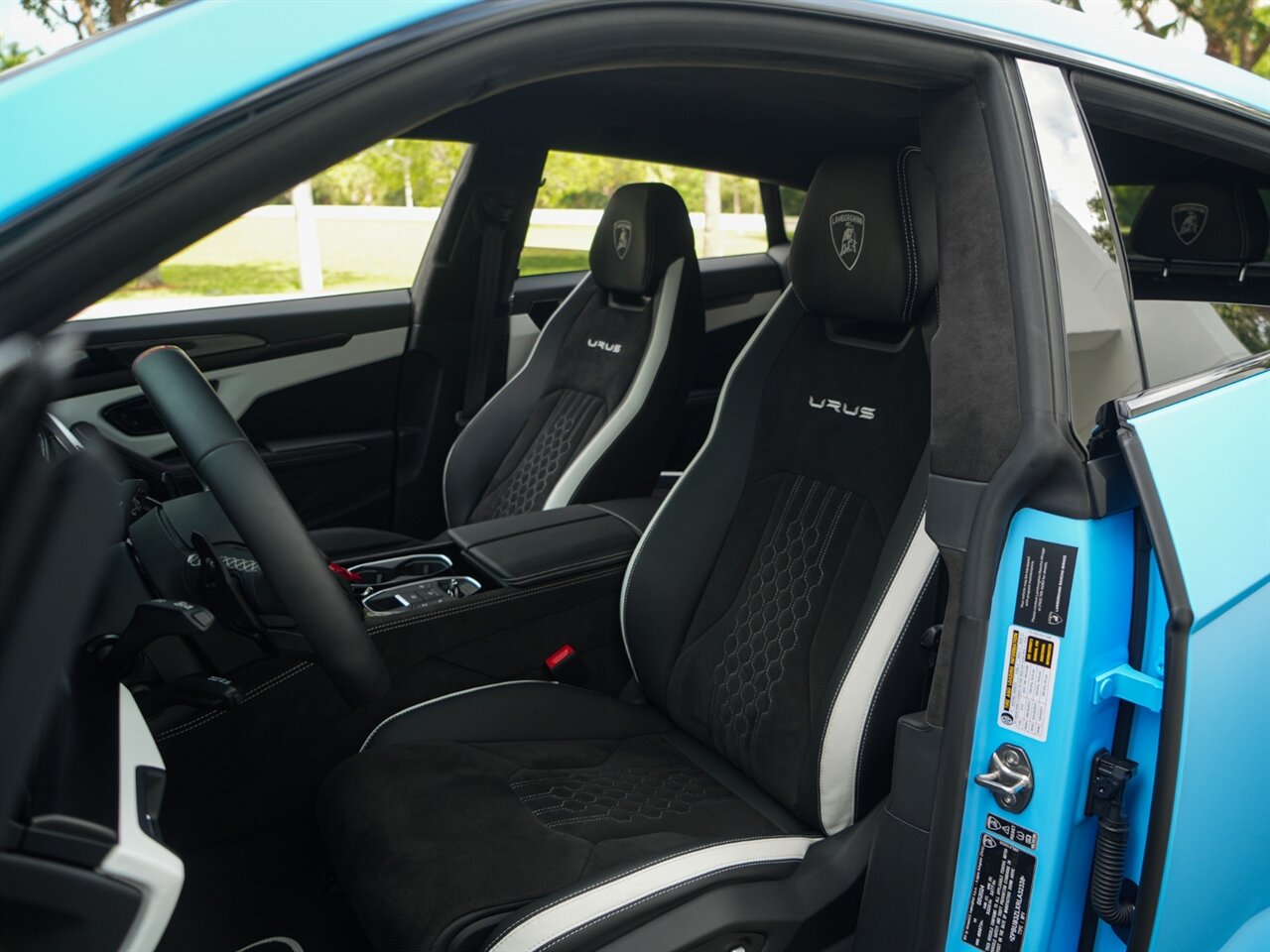 2024 Lamborghini Urus S   - Photo 27 - Bonita Springs, FL 34134