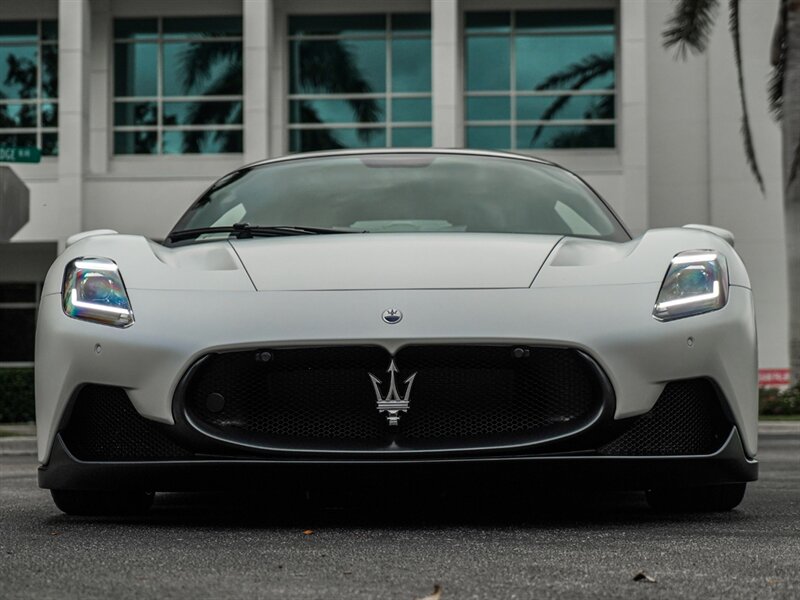 2022 Maserati MC20   - Photo 3 - Bonita Springs, FL 34134