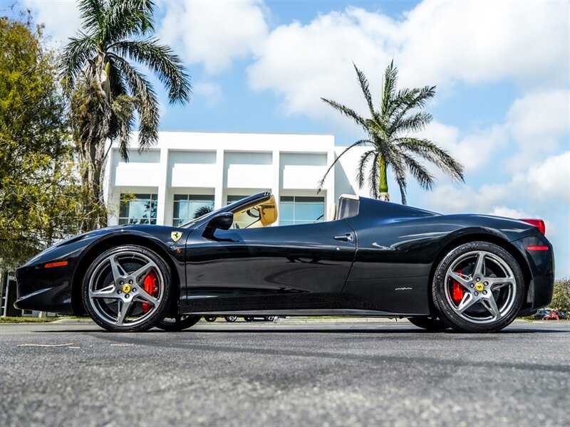 2012 Ferrari 458 Spider   - Photo 31 - Bonita Springs, FL 34134