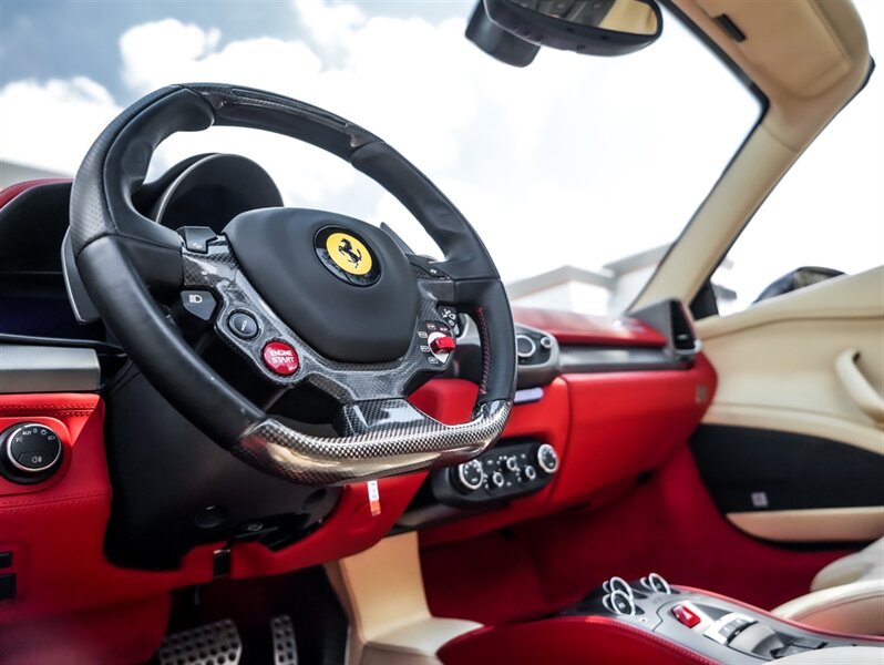 2012 Ferrari 458 Spider   - Photo 12 - Bonita Springs, FL 34134