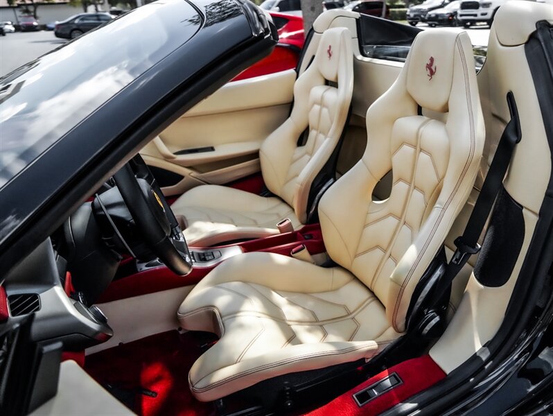 2012 Ferrari 458 Spider   - Photo 17 - Bonita Springs, FL 34134