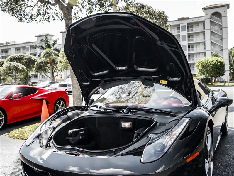 2012 Ferrari 458 Spider   - Photo 30 - Bonita Springs, FL 34134