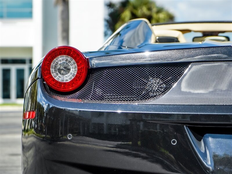 2012 Ferrari 458 Spider   - Photo 38 - Bonita Springs, FL 34134