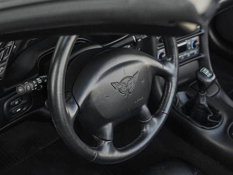 2000 Chevrolet Corvette - Photo 28 - Bonita Springs, FL 34134