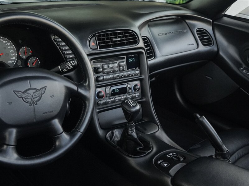 2000 Chevrolet Corvette - Photo 16 - Bonita Springs, FL 34134