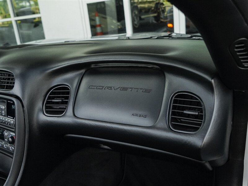 2000 Chevrolet Corvette - Photo 32 - Bonita Springs, FL 34134