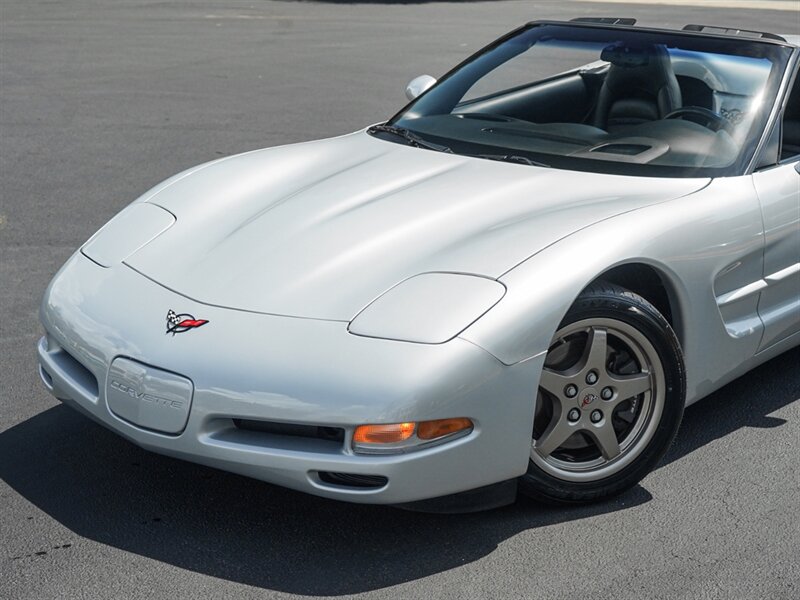 2000 Chevrolet Corvette - Photo 8 - Bonita Springs, FL 34134