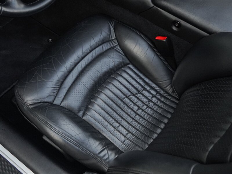 2000 Chevrolet Corvette - Photo 23 - Bonita Springs, FL 34134