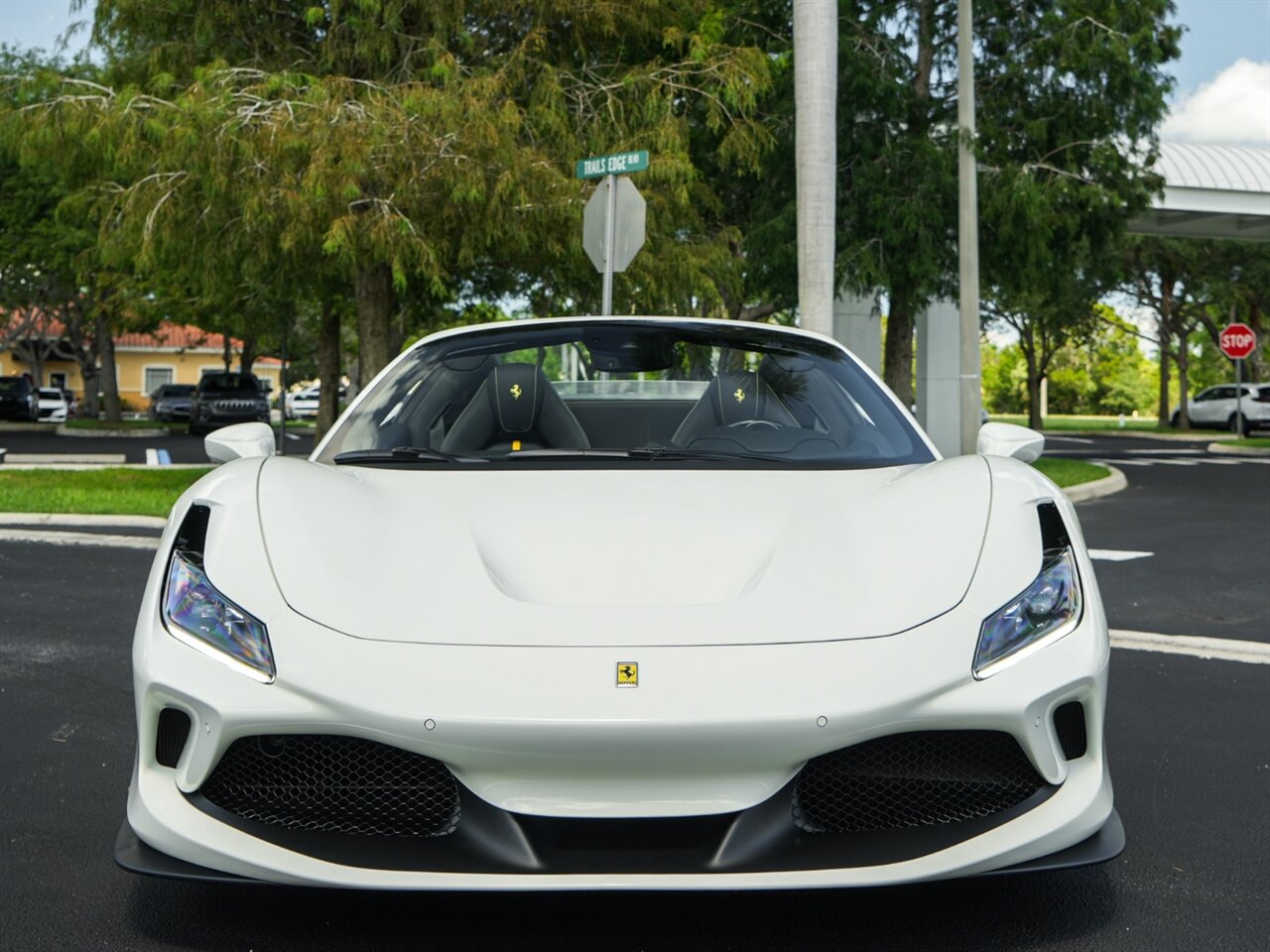 2022 Ferrari F8 Spider   - Photo 6 - Bonita Springs, FL 34134