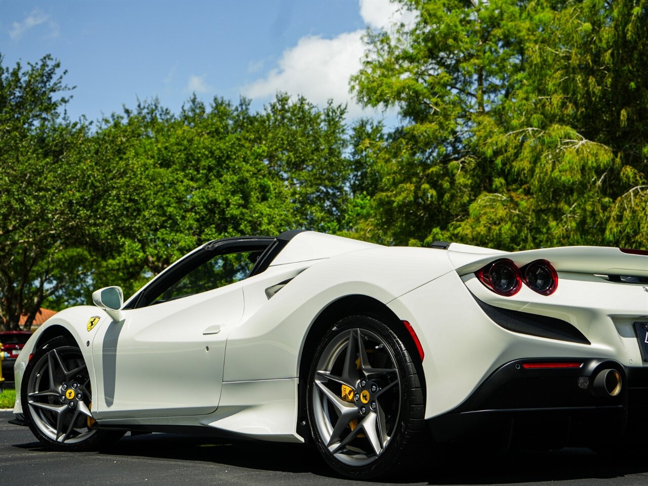 2022 Ferrari F8 Spider   - Photo 53 - Bonita Springs, FL 34134