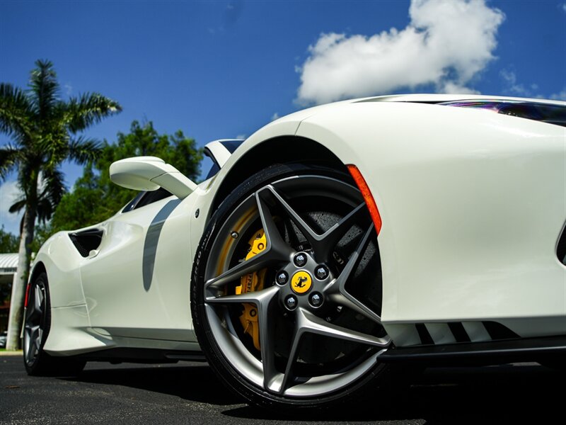 2022 Ferrari F8 Spider - Photo 82 - Bonita Springs, FL 34134