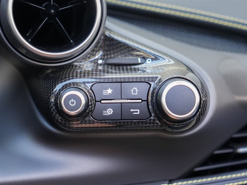 2022 Ferrari F8 Spider - Photo 14 - Bonita Springs, FL 34134